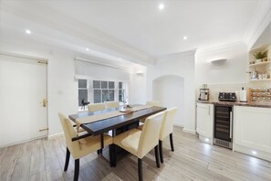 Dining - Refined Pimlico Townhouse (London)