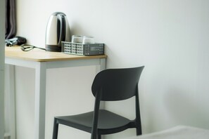 Basic Room, 1 Double Bed, Non Smoking - NP Place Santitham (Chiang Mai)