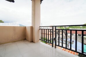 Estudio, 1 cama Queen size, balcón | Terraza o patio