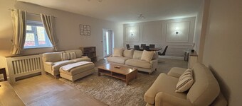 Little Harbours Hideaway - 3 bedroom barn conversion set in 6 acres of land 
