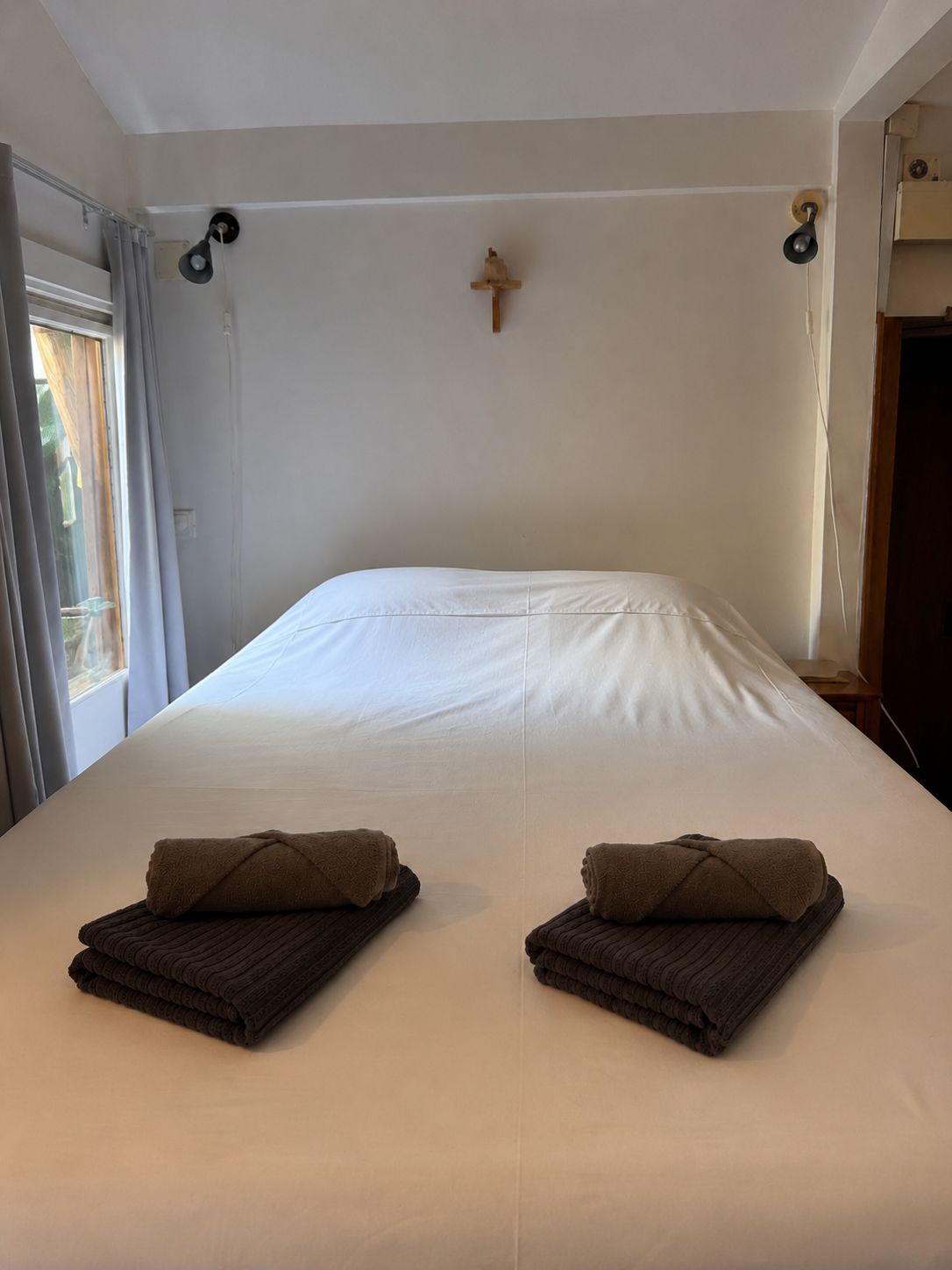 Cozy Cabin With Garden In Almada, Near The Ferry To Lisbon. - Lisbon