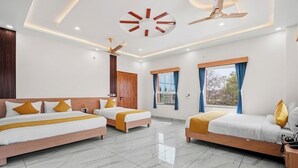 Ảnh chưa phân loại, 5 trong số 31 ảnh, nút