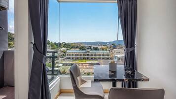 Superior Room with Balcony Mountain View | Vue sur les montagnes