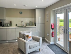 Interior - 1 bedroom accommodation in Beeford (Beeford)
