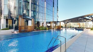 Pool - Luxury Southbank Living | Melbourne Square | Walk to Crown & CBD (Southbank)