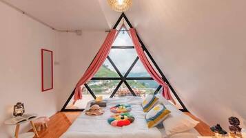 Standard Double Room | Minibar, rollaway beds, bed sheets