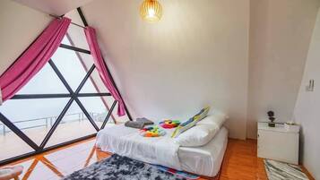 Standard Double Room | Minibar, rollaway beds, bed sheets
