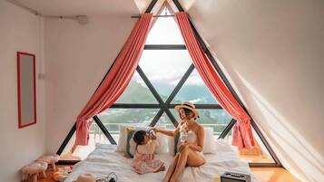 Habitació doble estàndard | Minibar, llits addicionals i roba de llit