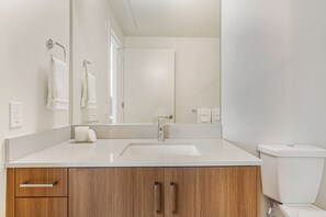 Bathroom - Multi-Room Reservation | Little Italy | Resort Pool + Sky Deck | Ancora (San Diego)