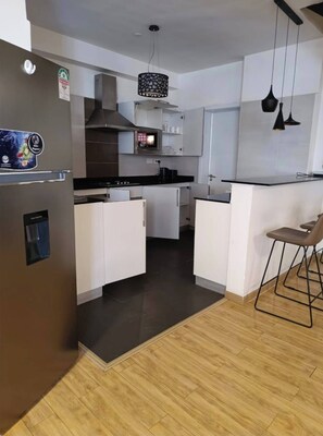Private kitchen - Three bedroom duplex kilimani (Nairobi)