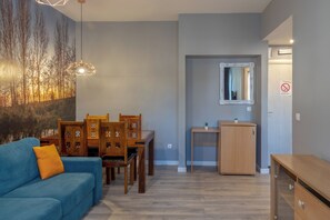 Appartement, vue ville | Intérieur