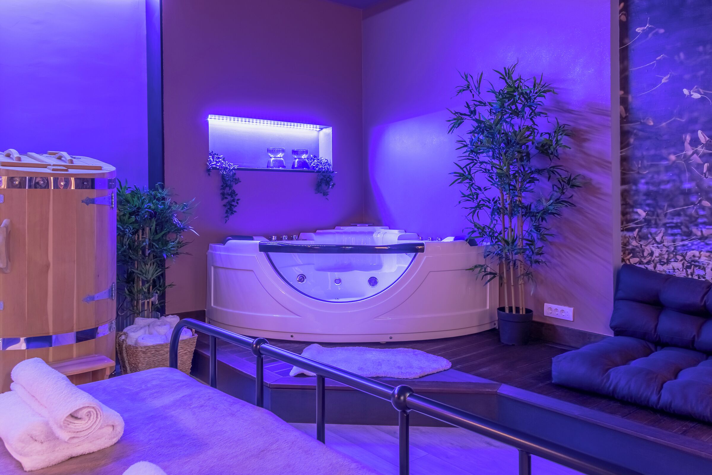 Appartement Luxe, vue ville | Bain à remous privé