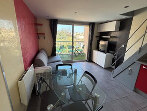 Living area - Small cocoon in quiet residence with swimming pool (Vence)