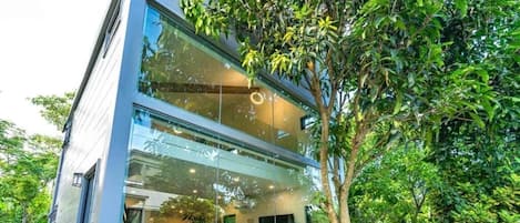 Classic House, Balcony, Courtyard View | Exterior