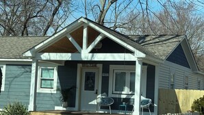 A house with a porch, a welcome sign, and a number 1932. - Indy Michigan rd house in northwest of Indianapolis near 465 north, 4brds 3 bath (Indianapolis)