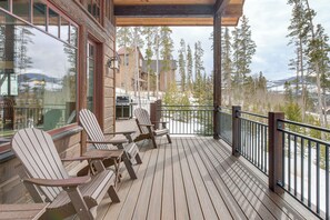Property grounds - 5 Mi to Winter Park Resort! Year-Round Mtn Gem (Fraser)