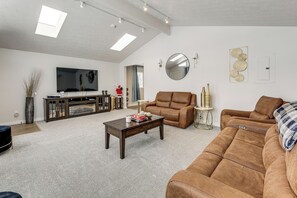 Tv och eldstad