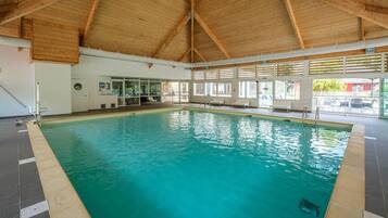 Piscine couverte