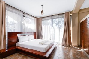 Deluxe Double Room, Patio, Garden View