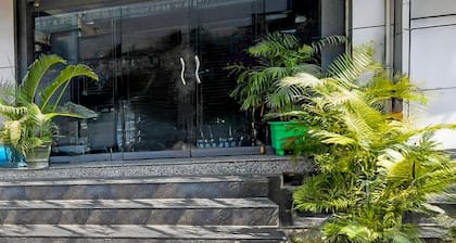 Hotel O Raipur Railway Station