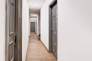 Interior - Townhouse Station formerly Orient Avenue (Bajaria, Nagpur)