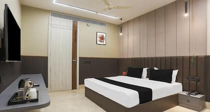 Super Townhouse Oak Hisar