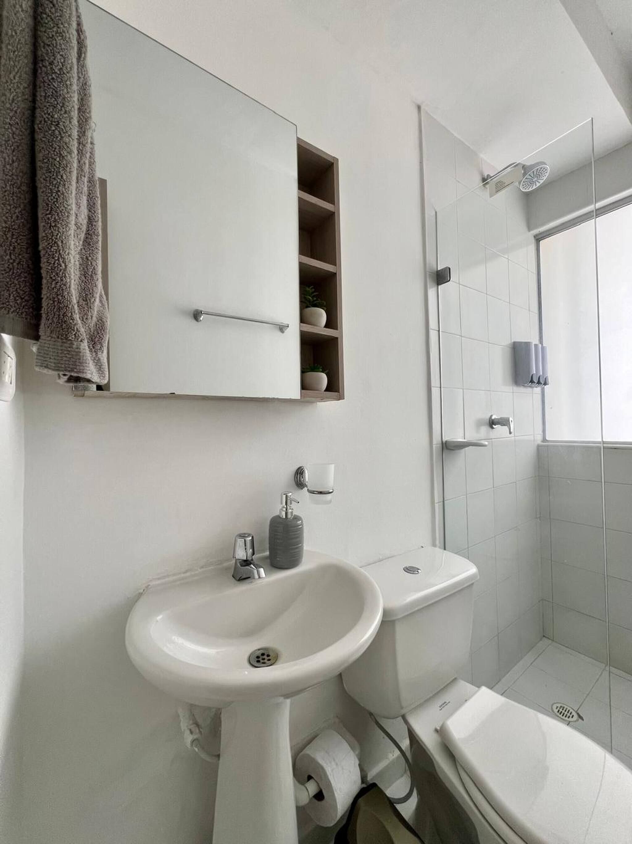 Apartment, 3 Bedrooms, Accessible, City View | Bathroom