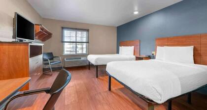 2 Full Beds | Non-Smoking, Kitchen