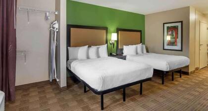 2 Full Beds | Non-Smoking, Kitchen