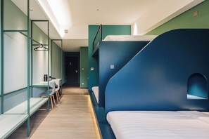 Six People Suite - OA Hotel (Toucheng)