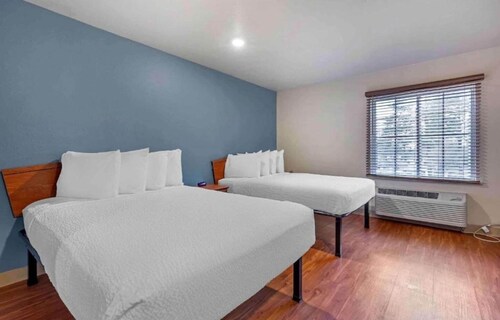 2 Full Beds | Non-Smoking, Kitchen
