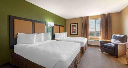 2 Full Beds | Non-Smoking, Kitchen