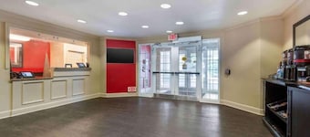1 Queen Bed | Non-Smoking, Kitchen, Sofa-Bed