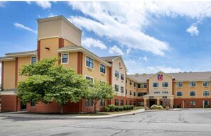 Exterior - 1 Queen Bed | ADA/RI Shower/Smoking/Kitchen (Fishkill)