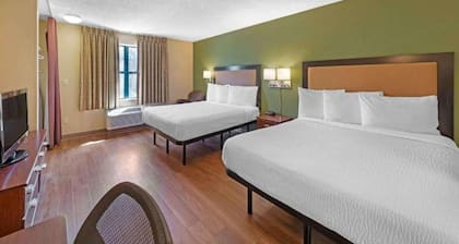 2 Full Beds | Non-Smoking, Kitchen