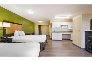 Room - 2 Full Beds | Non-Smoking, Kitchen (Rochester NY)