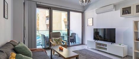 Lägenhet - 2 sovrum - kök - utsikt mot staden | Vardagsrum