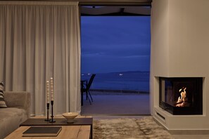 Interior - NISIS II – Urban Loft Surrounded by Nature (Perani)