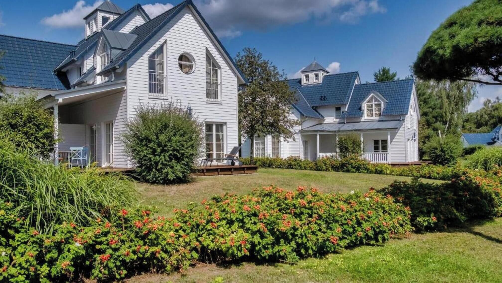 Holiday Home Exterior [summer]