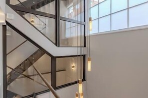 Interior - Luxury 4-Bed Knightsbridge Home Near Harrods (Greater London)