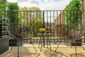 Terrace/patio - Luxury 4-Bed Knightsbridge Home Near Harrods (Greater London)
