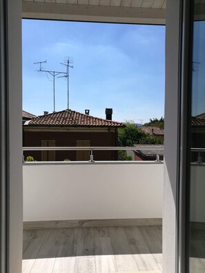 Chambre double ou avec lits jumeaux, vue sur le jardin | Vue sur le jardin