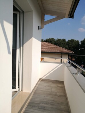 Chambre double ou avec lits jumeaux, vue sur le jardin | Vue sur le jardin