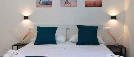1 bedroom, in-room safe, desk, free WiFi