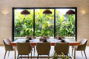 Dining - Villa Ayunoa (Seminyak)