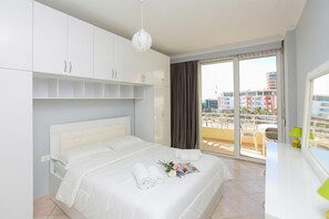 Family Apartment, Multiple Bedrooms, Sea Facing (Luna Sea View Apartment 5 Floor) - Luna Sea View Apartment 5 Floor (Vlorë)