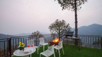 Tempat makan outdoor