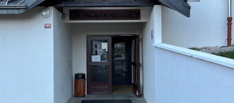 Welcome to Ecr'Ain Montagnard, south-facing apartment at the foot of the slopes