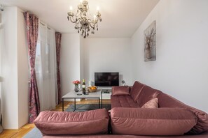 Standard Apartment, Multiple Bedrooms (Apartment Ana) | Living area - Apartment Ana (Medulin)