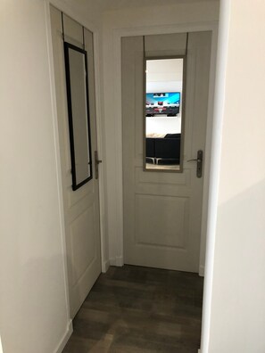 Interior - Amoré Fléchette Clim Apartment with Wi-Fi and Air Conditioning (Laplume)